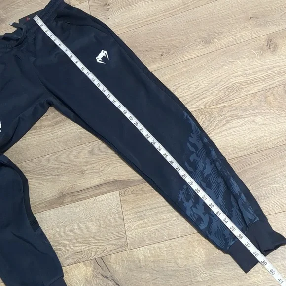UFC VENUM AUTHENTIC FIGHT NIGHT MEN’S WALKOUT PANTS BLACK Size M NWT